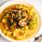 vegan mushroom stew with lentils