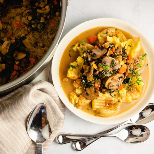 vegan mushroom stew with lentils