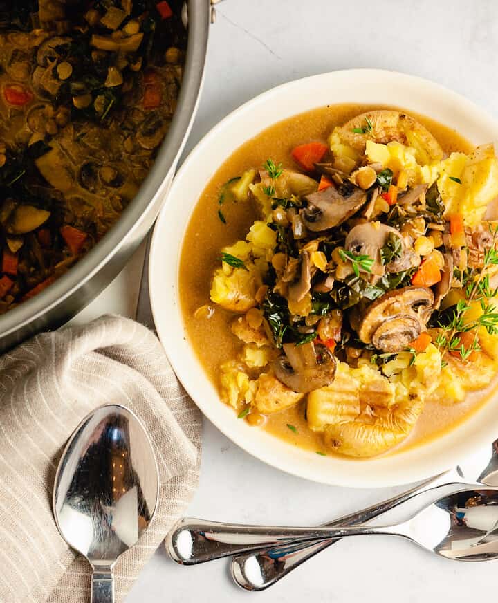 vegan mushroom stew with lentils