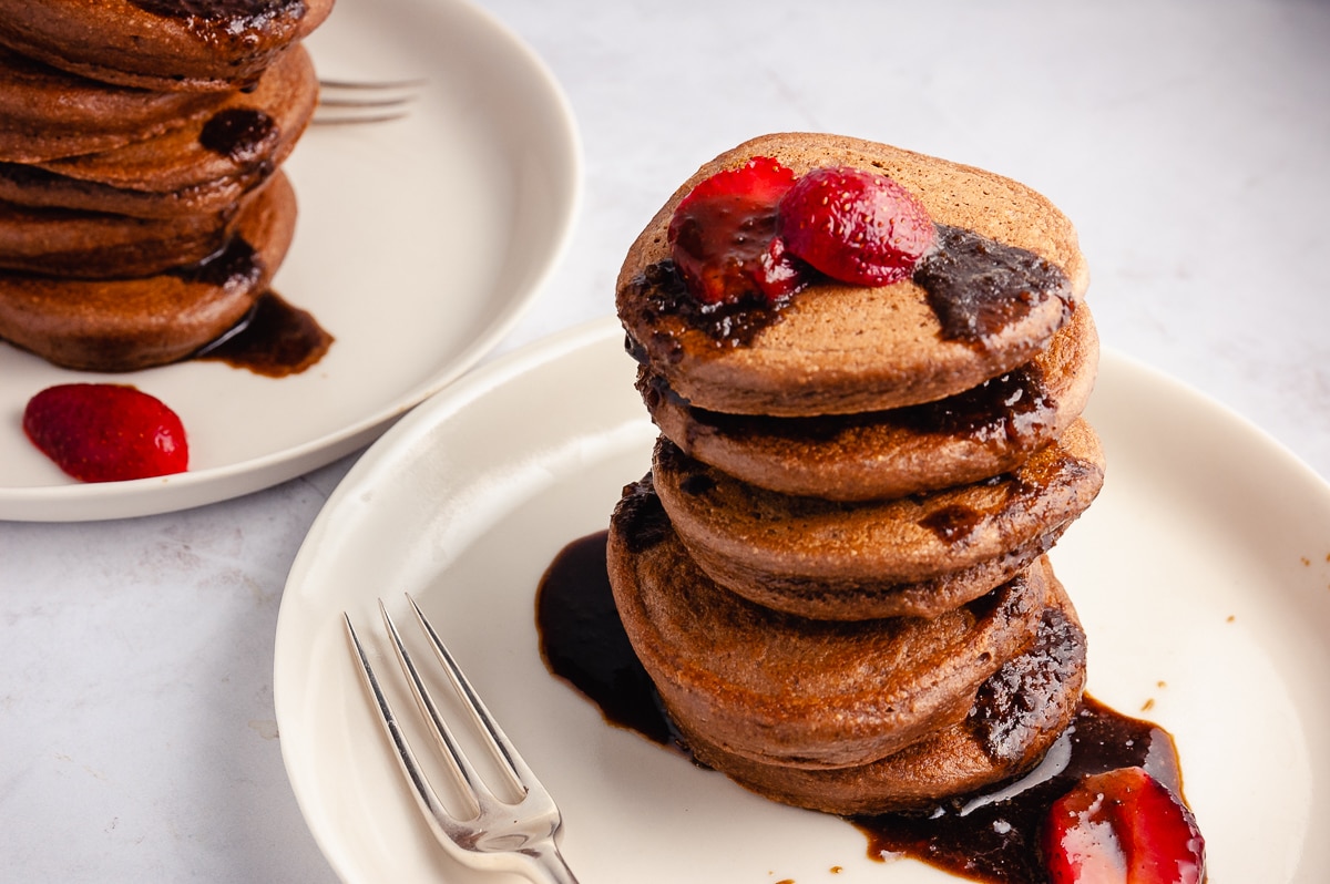 chocolate protein pancakes