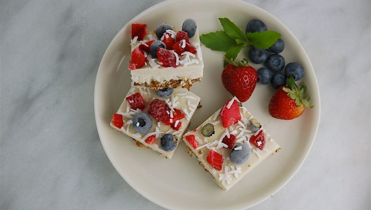 Red, White, and Blue Vegan Cheesecake 1